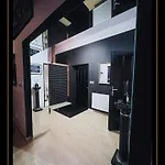 شقة Rm Luxury In • 6 People • Free Parking • Pets براغ