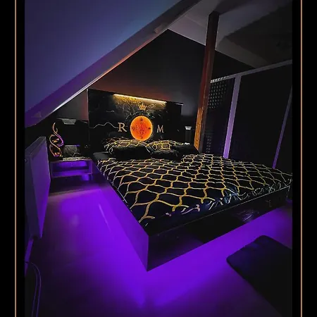Rm Luxury In • 6 People • Free Parking • Pets