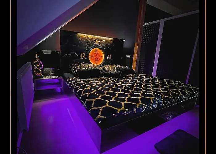 Rm Luxury In • 6 People • Free Parking • Pets