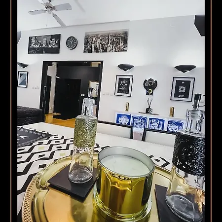 Rm Luxury In • 6 People • Free Parking • Pets *